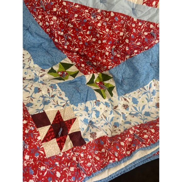 Vintage-Style Handmade Patchwork Quilt 82”x72” – Cozy Farmhouse Shabby Chic Red - Picture 10 of 10